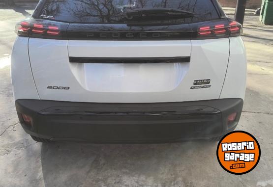 Autos - Peugeot 2008 GT 2025 Nafta 12000Km - En Venta