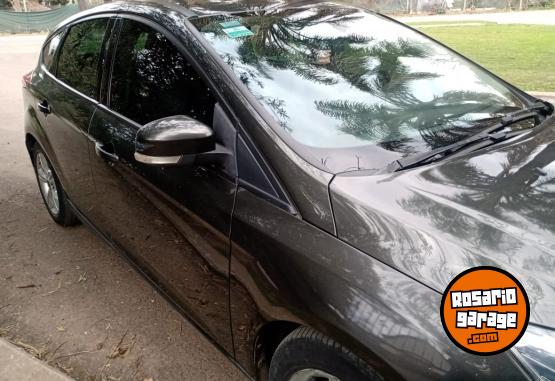 Autos - Ford Focus SE Plus 2015 Nafta 125000Km - En Venta