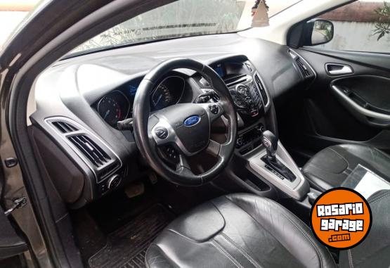 Autos - Ford Focus SE Plus 2015 Nafta 125000Km - En Venta