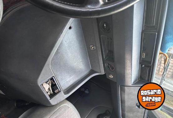 Utilitarios - Mercedes Benz MB 180 1993 Diesel 111111Km - En Venta