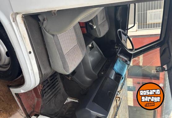 Utilitarios - Mercedes Benz MB 180 1993 Diesel 111111Km - En Venta