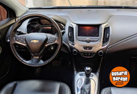Autos - Chevrolet Cruze LT 5P Automático 2023 Nafta 60000Km - En Venta