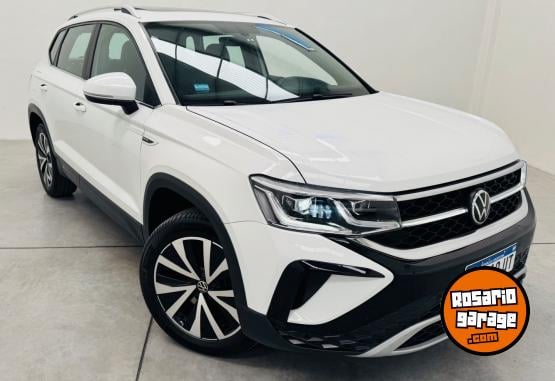 Autos - Volkswagen Taos Highline 2022 Nafta 40000Km - En Venta
