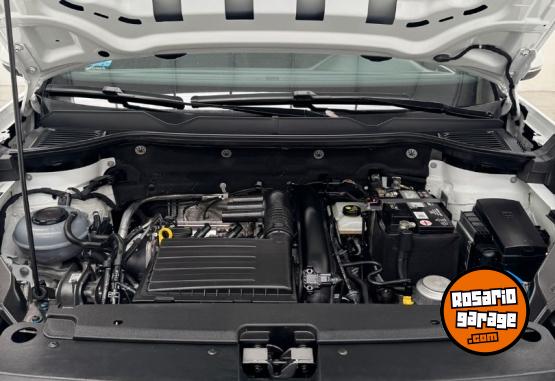 Autos - Volkswagen Taos Highline 2022 Nafta 40000Km - En Venta
