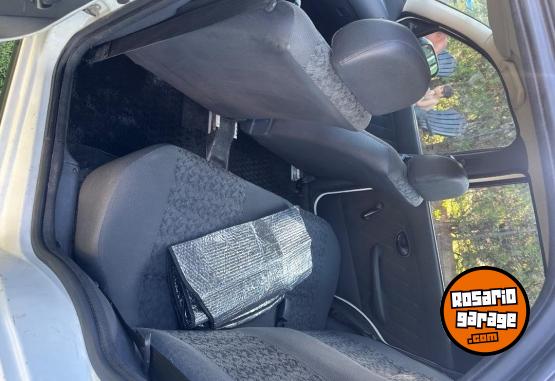 Autos - Fiat Siena 2010 Nafta 170000Km - En Venta