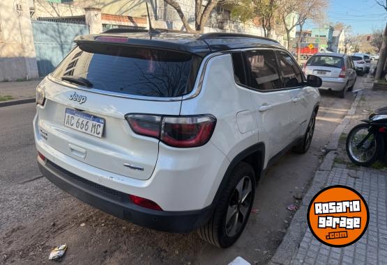 Camionetas - Jeep Compass longitude plus 2018 Nafta 89000Km - En Venta