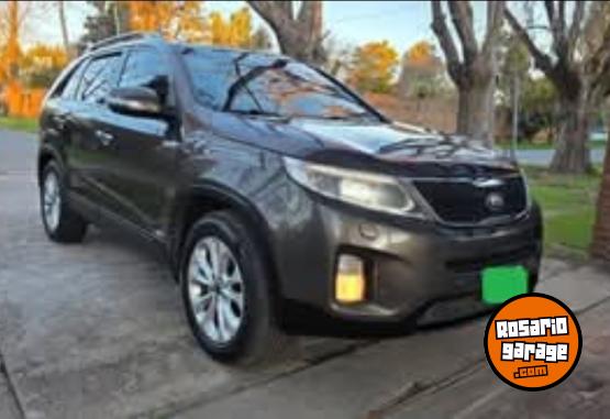 Autos - Kia Sorento 2.4. 4x4 2013 Nafta 235000Km - En Venta
