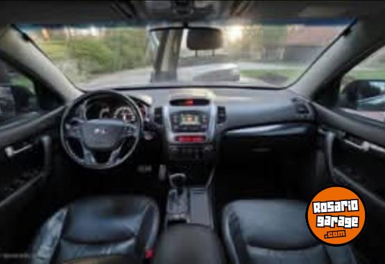 Autos - Kia Sorento 2.4. 4x4 2013 Nafta 235000Km - En Venta