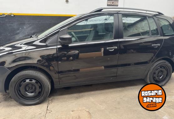 Autos - Volkswagen Suran 2011 GNC 258000Km - En Venta