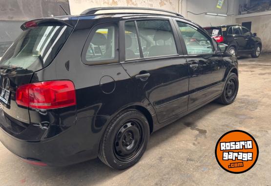 Autos - Volkswagen Suran 2011 GNC 258000Km - En Venta