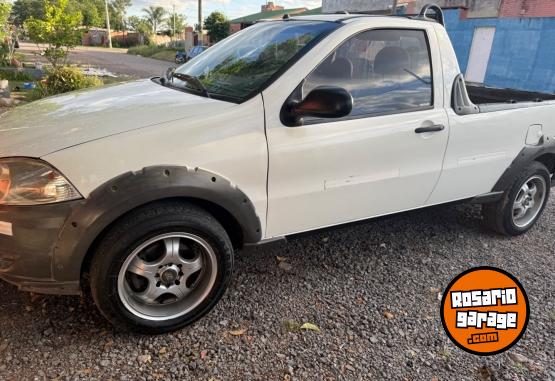 Camionetas - Fiat Estrada 2012 Nafta 111111Km - En Venta