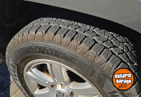 Camionetas - Volkswagen AMAROK 20TD 4X4 DC HIG.18 2013 Diesel 336000Km - En Venta