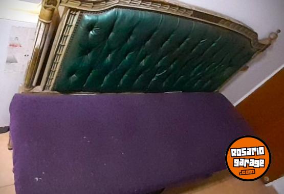 Hogar - Sofá Vintage de Estilo Clásico – Madera Tallada - En Venta