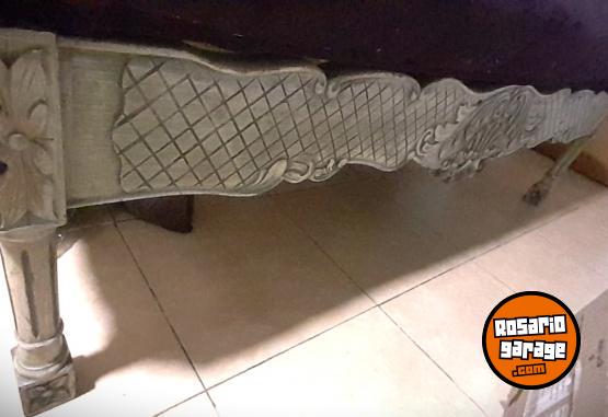 Hogar - Sofá Vintage de Estilo Clásico – Madera Tallada - En Venta