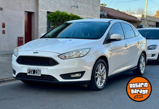Autos - Ford Focus 2015 Nafta 140000Km - En Venta