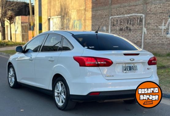 Autos - Ford Focus 2015 Nafta 140000Km - En Venta