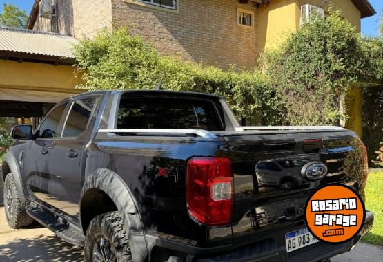 Camionetas - Ford Ranger Black Edition 2024 Diesel 21000Km - En Venta