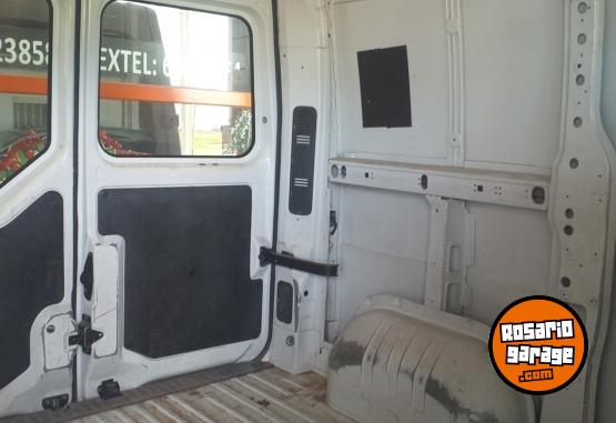 Utilitarios - Renault MASTER(ENTREGA 17000000 2015 Diesel 245000Km - En Venta