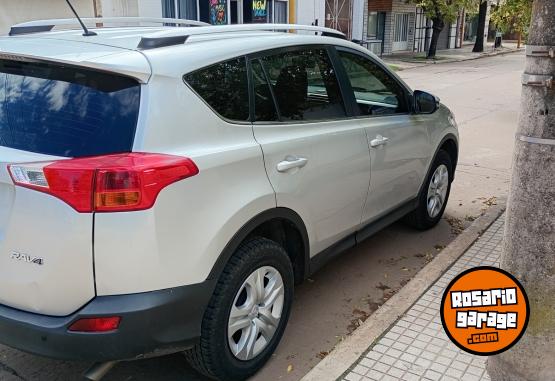Camionetas - Toyota Rav4 2013 Nafta 137000Km - En Venta