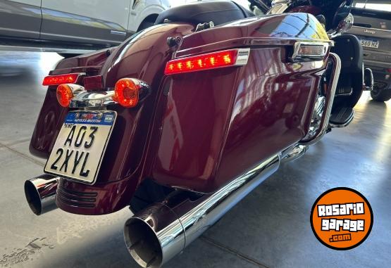 Motos - Harley Davidson STREET GLIDE 2017 Nafta 29600Km - En Venta