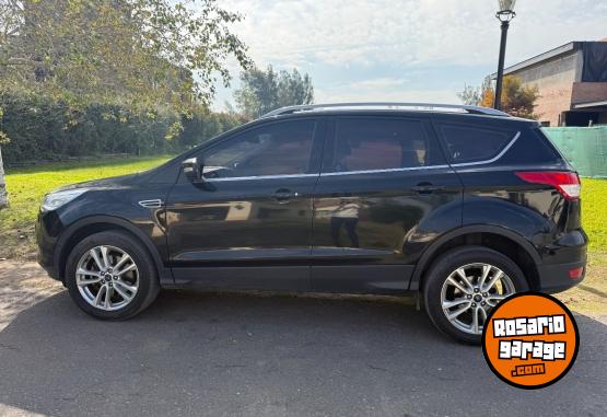 Autos - Ford KUGA 2.0 TITANIUM 2016 Nafta 150000Km - En Venta