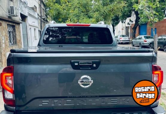 Camionetas - Nissan NISSAN FRONTIER XE 4x2 AT 2023 Diesel 37000Km - En Venta