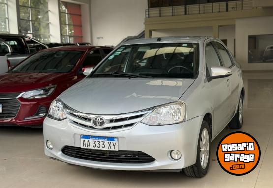 Autos - Toyota Etios XLS 2016 Nafta 105000Km - En Venta