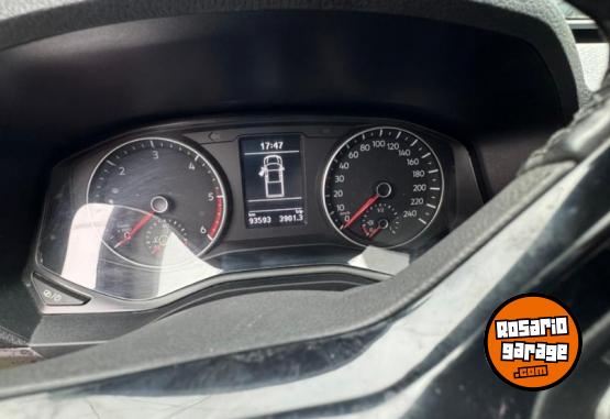 Camionetas - Volkswagen AMAROK 2020 Diesel 95000Km - En Venta