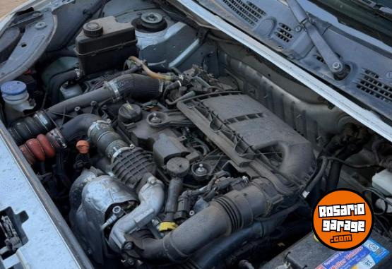 Utilitarios - Peugeot Partner HDI 2017 Diesel 163000Km - En Venta