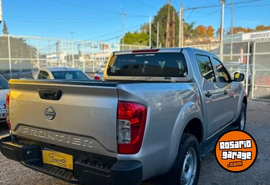 Camionetas - Nissan Frontier 4x2 DC 2023 Diesel 75000Km - En Venta