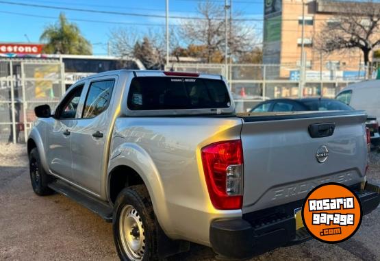 Camionetas - Nissan Frontier 4x2 DC 2023 Diesel 75000Km - En Venta