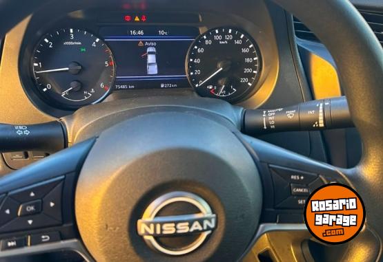 Camionetas - Nissan Frontier 4x2 DC 2023 Diesel 75000Km - En Venta