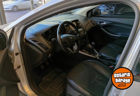Autos - Ford Focus 2016 Nafta 121000Km - En Venta