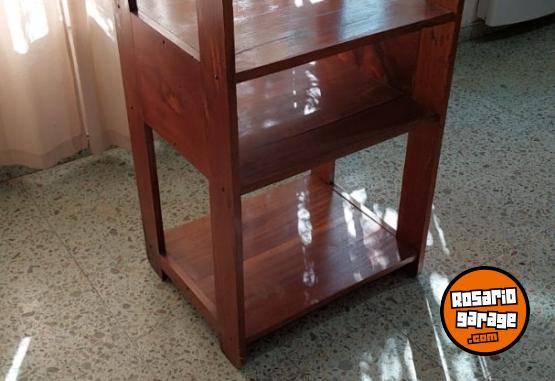 Hogar - Mesa Ratona y Repisa - En Venta