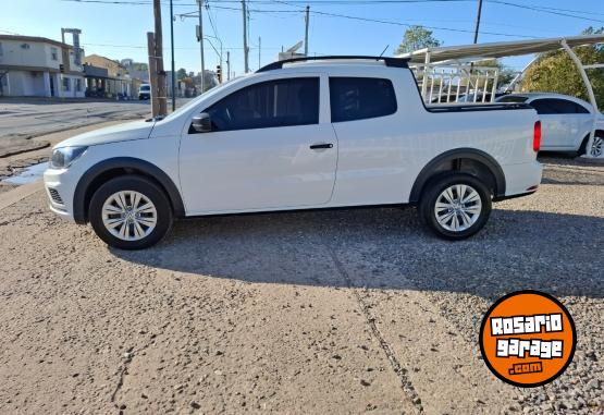 Camionetas - Volkswagen Saveiro con doble cabina 2023 Nafta 15900Km - En Venta