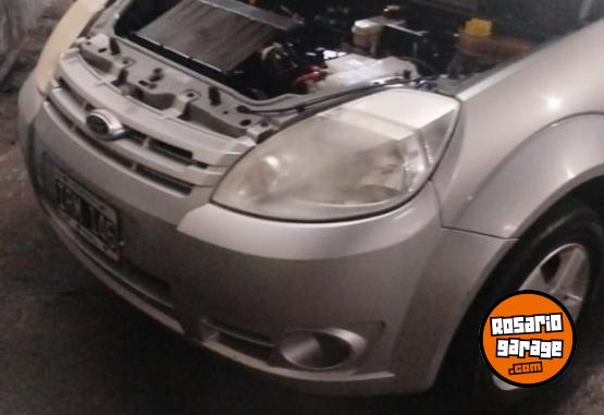Autos - Ford Ka 1.6 2010 Nafta 145000Km - En Venta