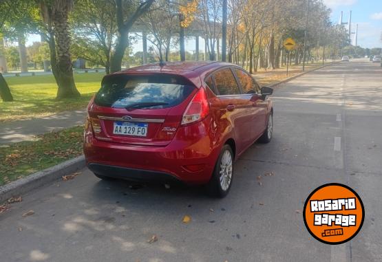 Autos - Ford Fiesta Titanium. 2016 Nafta 90000Km - En Venta