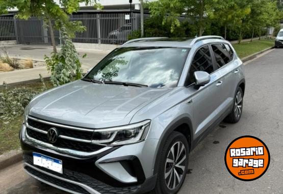 Autos - Volkswagen Taos Highline 2023 Nafta 36000Km - En Venta