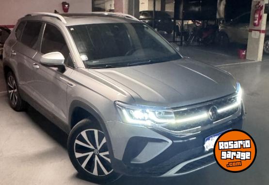 Autos - Volkswagen Taos Highline 2023 Nafta 36000Km - En Venta
