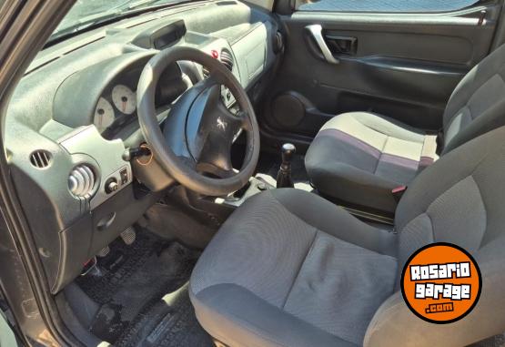 Utilitarios - Peugeot Partner 1ra mano permuto 2014 Nafta 140000Km - En Venta