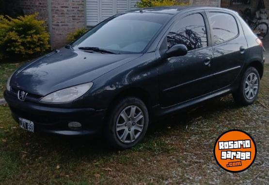 Autos - Peugeot 206 2011 Nafta 177500Km - En Venta