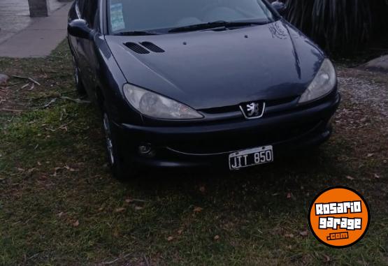 Autos - Peugeot 206 2011 Nafta 177500Km - En Venta