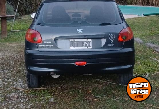 Autos - Peugeot 206 2011 Nafta 177500Km - En Venta
