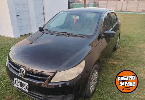 Autos - Volkswagen Voyage 2010 GNC 129000Km - En Venta