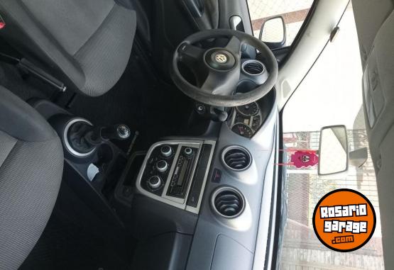 Autos - Volkswagen Voyage 2010 GNC 129000Km - En Venta