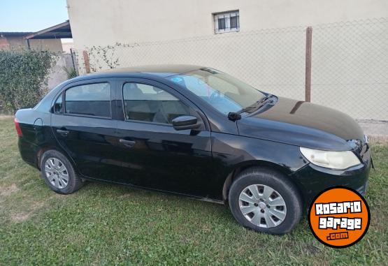 Autos - Volkswagen Voyage 2010 GNC 129000Km - En Venta