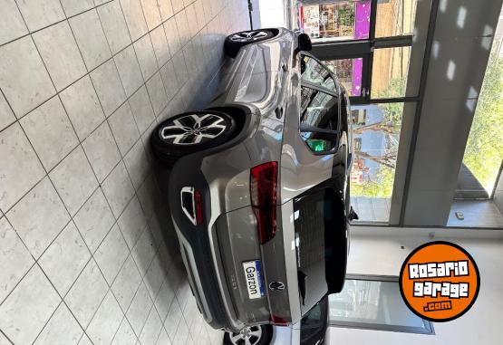 Camionetas - Volkswagen TAOS 2025 Nafta 12000Km - En Venta