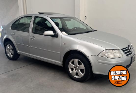 Autos - Volkswagen Bora 2.0 2009 Nafta 203000Km - En Venta