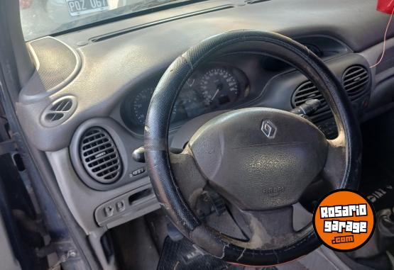 Autos - Renault Scenic 2004 Nafta 210000Km - En Venta