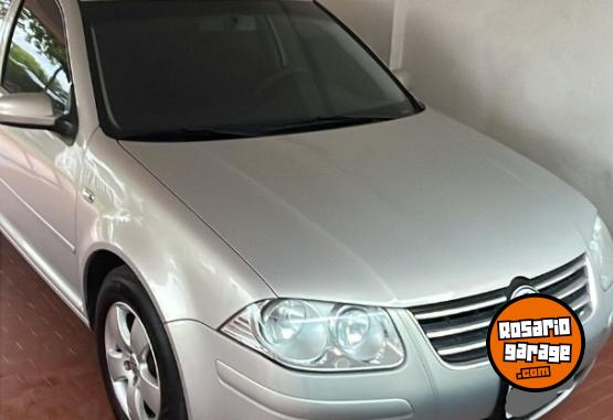 Autos - Volkswagen BORA 2.0 2010 Nafta 200250Km - En Venta
